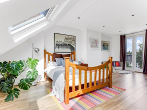Pass the Keys Stunning 3BR House with Garden Oasis